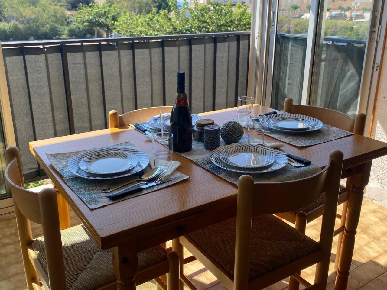 A 70 Metres De La Plage, Etage 1 Apartment *