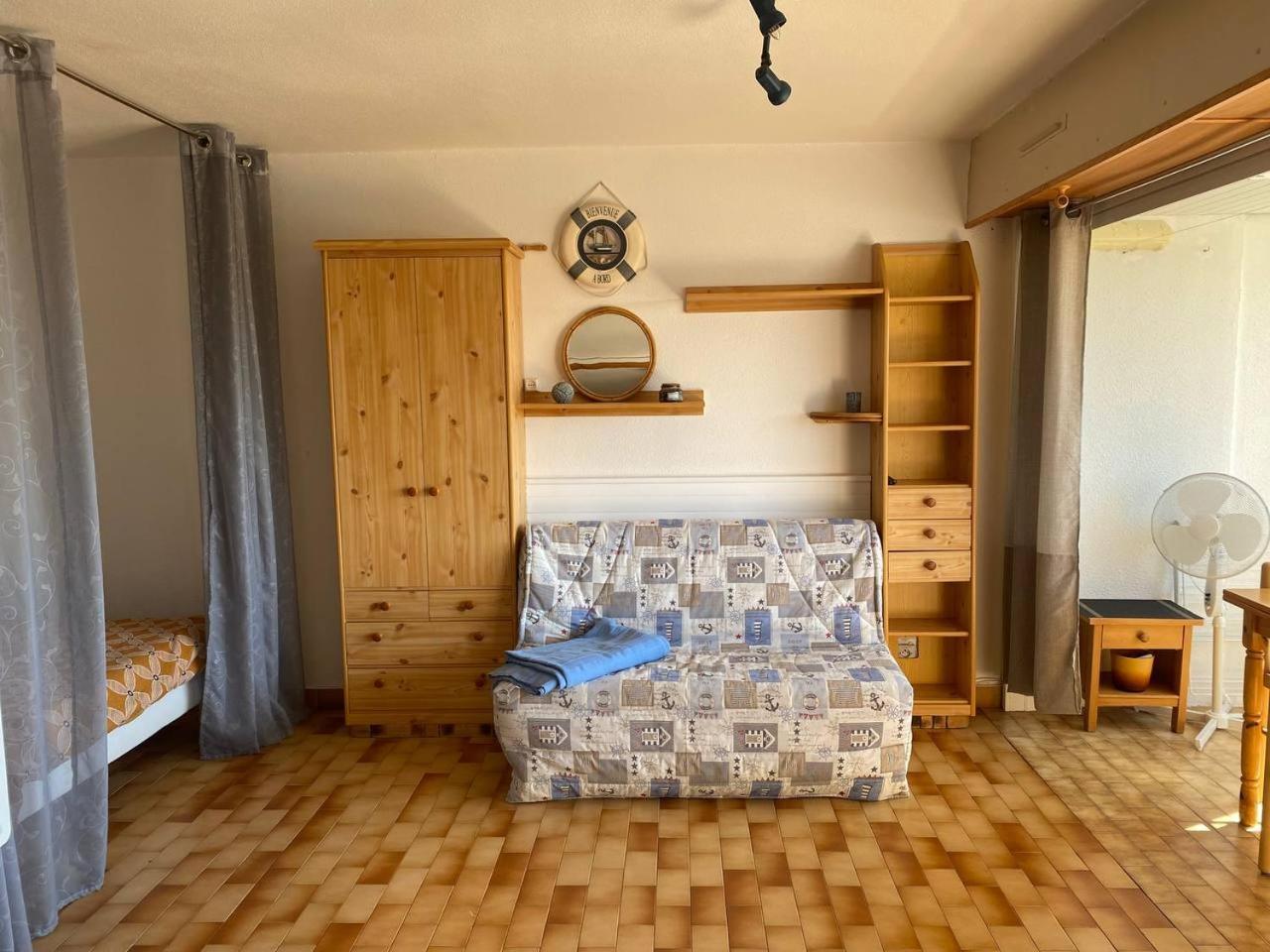 A 70 Metres De La Plage, Etage 1 Apartment Agde